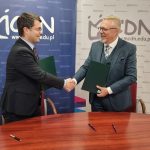 Na zdjęciu dr Łukasz Cieślik, dyrektora MCDN oraz Jan Gąsienica-Walczak, dyrektor WUP