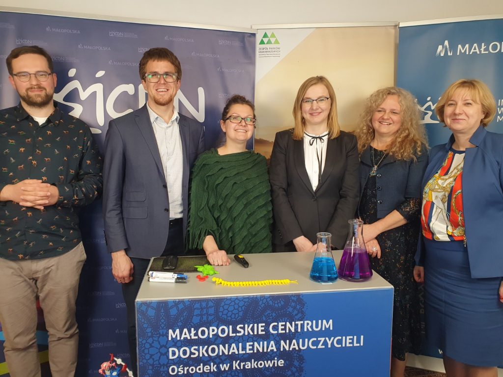 Prelegenci oraz organizatorzy konferencji od lewej: dr Karol Dudek-Różycki, Michał Zatorski, dr Anna Zubek, dr Kinga Wierzbicka, Jolanta Czuchnowska, Małgorzata Dutka-Mucha