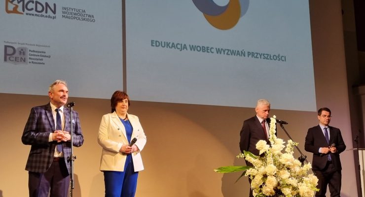 Dyrektor Świętokrzyskiego Centrum Doskonalenia Nauczycieli - Jacek Wołowiec, Dyrektor Podkarpackiego Centrum Edukacji Nauczycieli – Krystyna Wróblewska, wicedyrektor Lubelskiego Samorządowego Centrum Doskonalenia Nauczycieli – Jacek Misiuk, Dyrektor Małopolskiego Centrum Doskonalenia Nauczycieli - Łukasz Cieślik