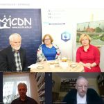 Marek Legutko, przewodniczący OK SNM, Halina Pulchny, nauczyciel konsultant MCDN Ośrodek w Krakowie, Małgorzata Dutka-Mucha wicedyrektor MCDN ds. Ośrodka w Krakowie, dr Zdzisław Pogoda prof. Uniwersytetu Jagiellońskiego; dr Krzysztof Ciesielski, prof. Uniwersytetu Jagiellońskiego