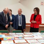 dr Łukasz Cieślik dyrektor Małopolskiego Centrum Doskonalenia Nauczycieli, prof. Jan Tadeusz Duda przewodniczący Sejmiku Województwa Małopolskiego, Anna Mikosz radna województwa, Dariusz Styrna dyrektor Departamentu Edukacji UMWM, Marta Malec-Lech Członek Zarządu Województwa Małopolskiego,