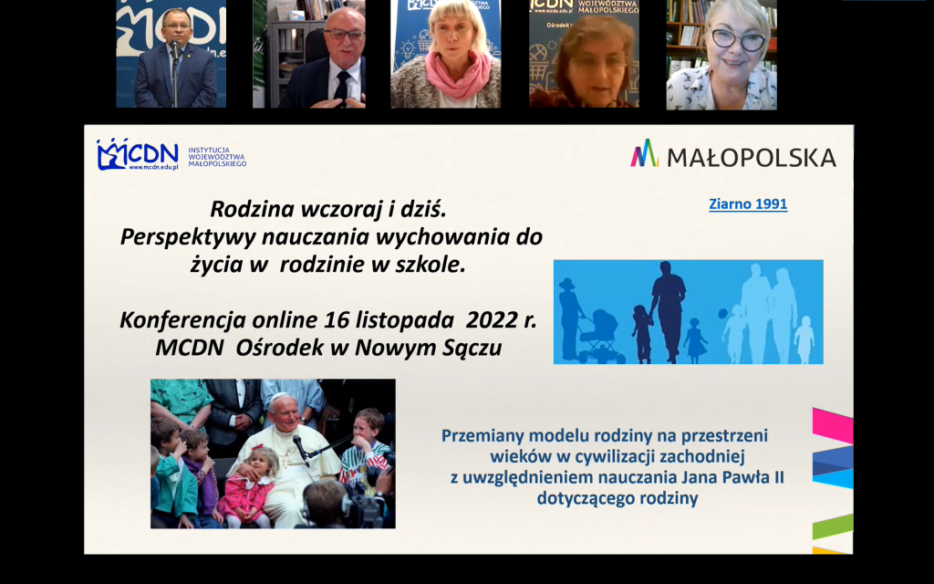 Slajd tytułowy, w górnej części prowadzacy konferencję