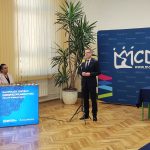 Wojciech Piech, Sekretarz Województwa Małopolskiego, Aneta Hajduga, Nauczyciel konsultant MCDN Nowy Sącz