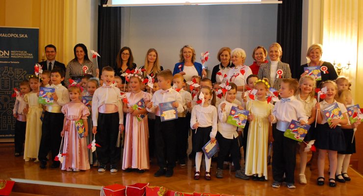 Gala projektu Biało-czerwona dla przedszkolaka