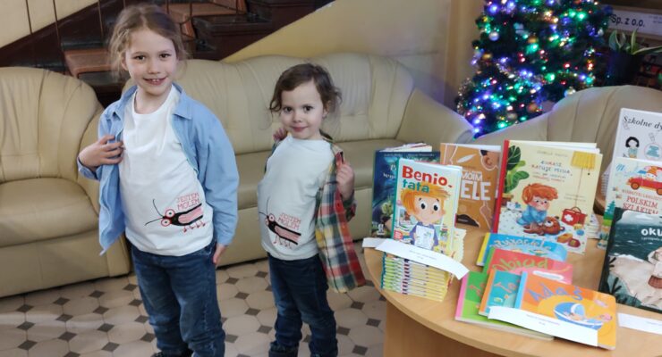 Stoisko popularyzujące czytelnictwo