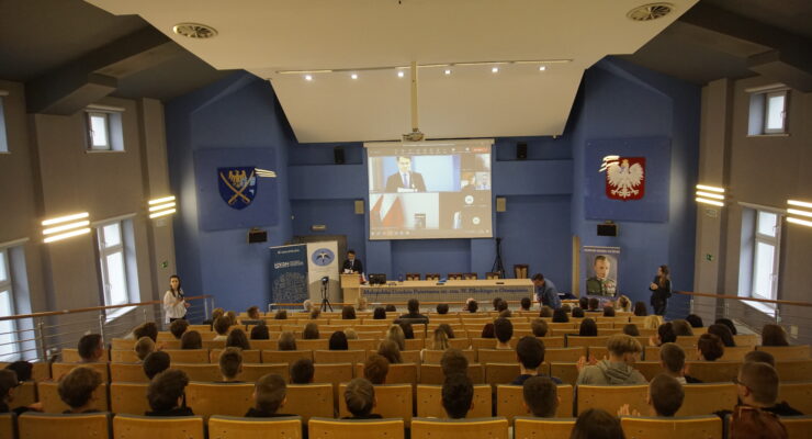 dr Łukasz Cieślik, dyrektor MCDN - otwarcie konferencji pt. Biznes i zarządzanie – praktyczny wymiar nauczania przedsiębiorczości