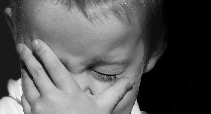 płaczące dziecko