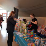 Przedstawicielka „Smartgames” podczas promocji produktu