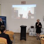 nauczycielka konsultantka Marta Szałach, prowadząca konferencję