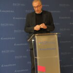 Mirosław Koralewski, nauczyciel SP w Rajbrocie