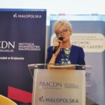Mariola Kozak w czasie otwarcia konferencji