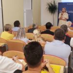 prelegentka - Anna Samborska-Milewska, wicedyrektor MCDN i uczestnicy konferencji