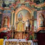 Wnętrze kościoła pw. Podwyższenia Krzyża Świętego w Starej Wsi