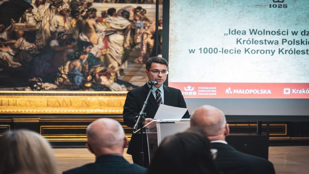 Otwarcie konferencji, dr Łukasz Cieślik, dyrektor MCDN