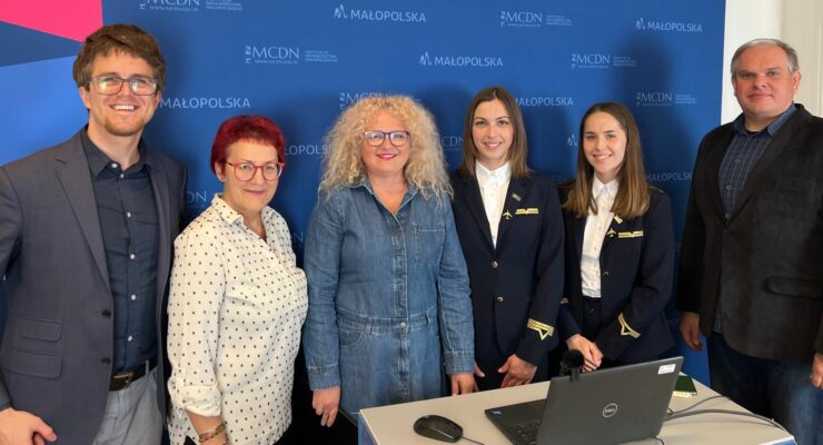 dr Michał Zatorski Agata Wdowik Jolanta Czuchnowska Monika Trojanowska Sylwia Orzeł Zbigniew Porada